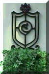 Crest2.jpg (21823 bytes)